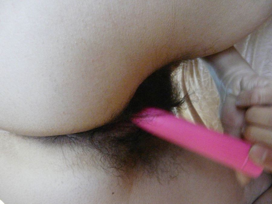 En erotisk, välformad, mogen äldre kvinna med liten, underbar bakdel